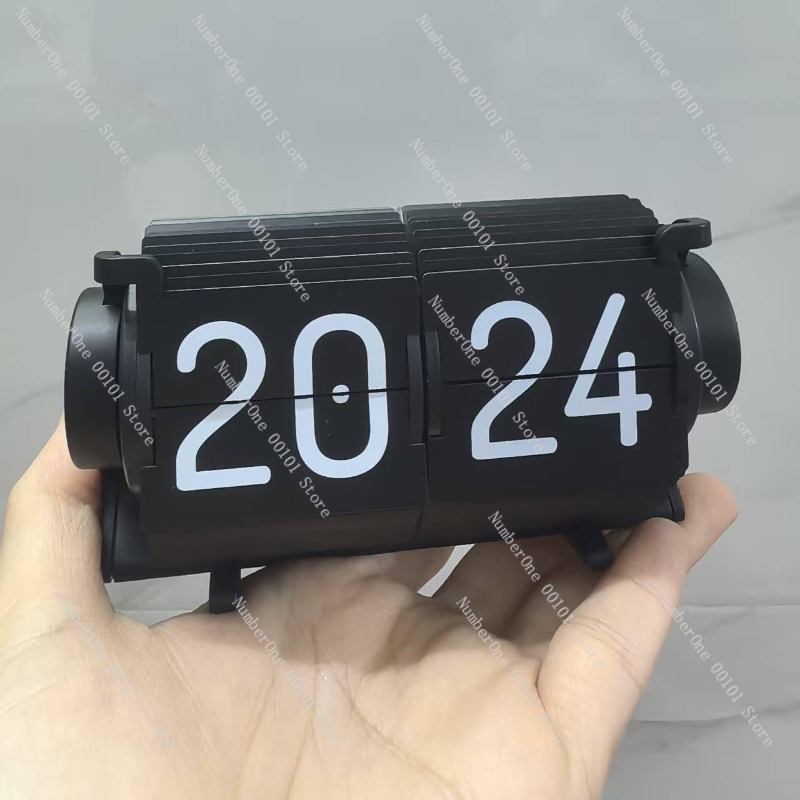 Automatic Page-Turning Clock,  - огляд і ціна Home Office Gadgets